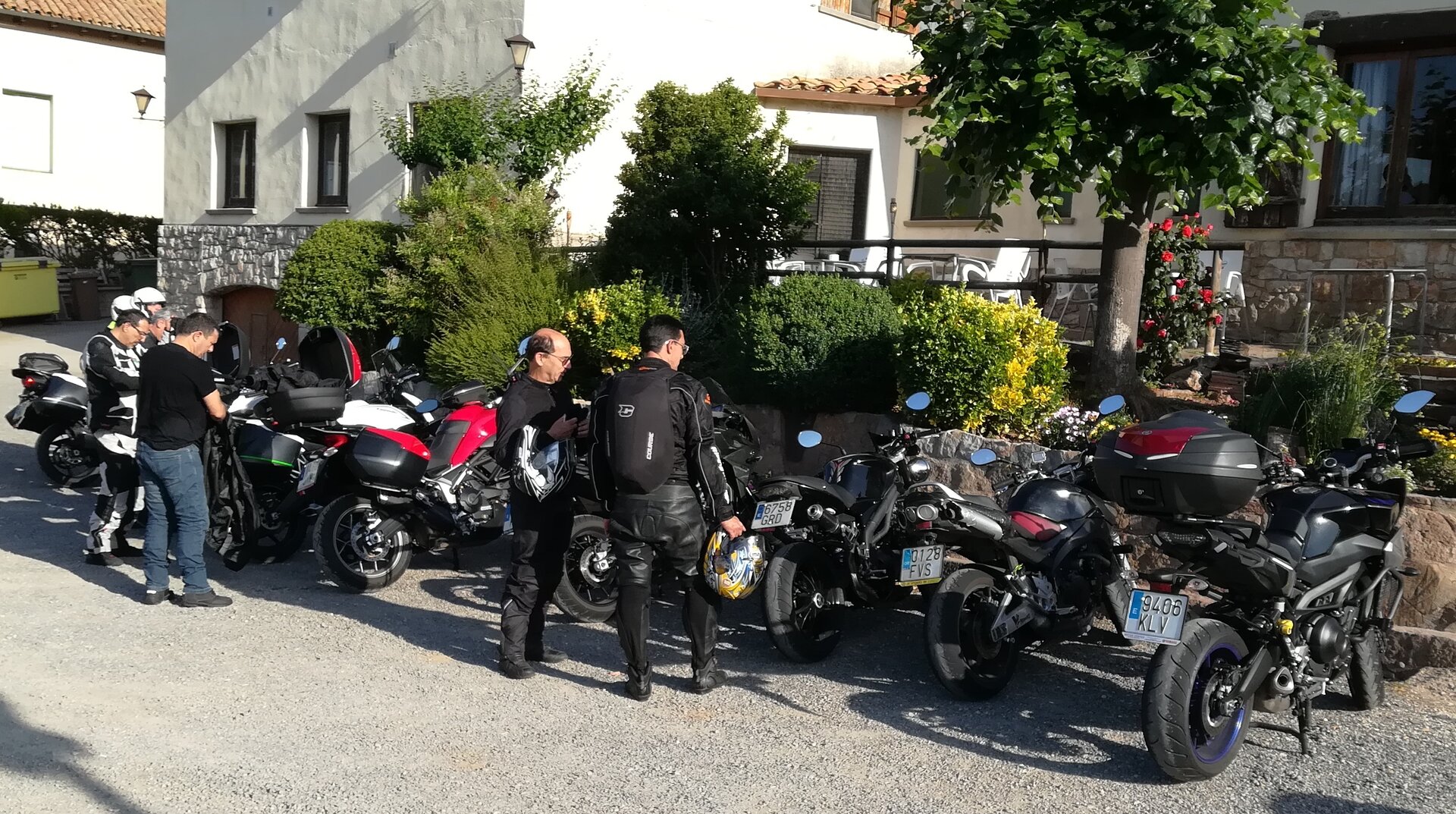 Volta al Cadí (1d) i  al Canigó (2d) dormint al Pedraforca